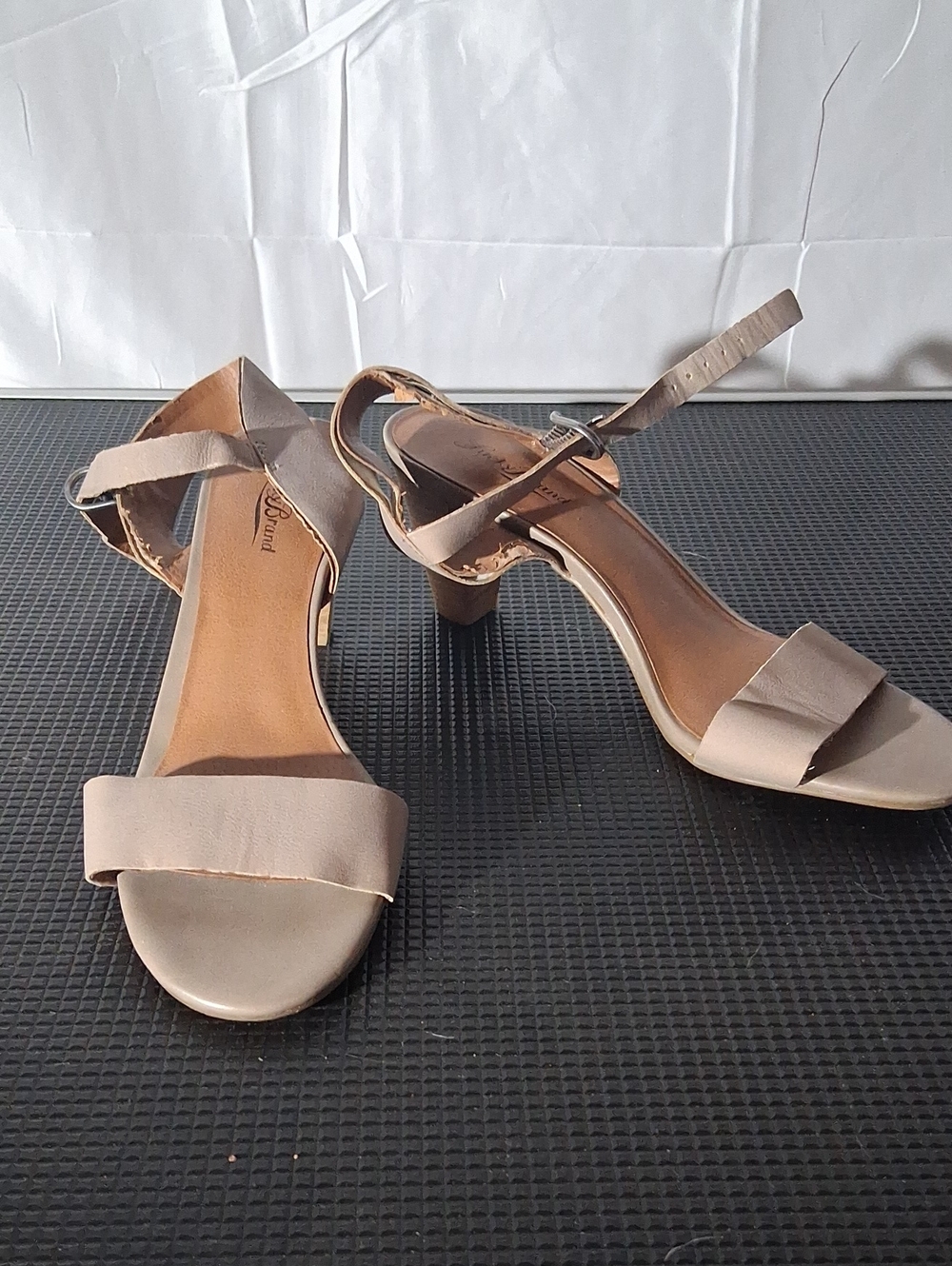 Lucky Brand Taupe Low Block Heel Sandals